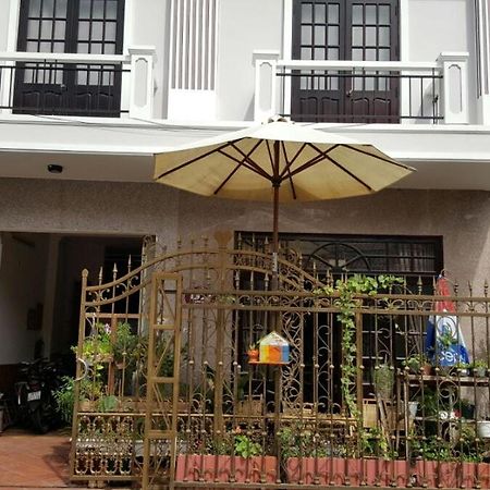 Little Home Hostel Vinh Hai Exterior foto