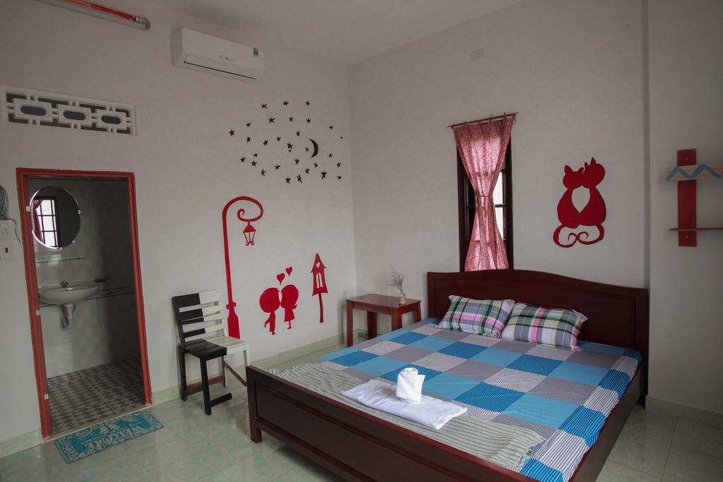 Little Home Hostel Vinh Hai Zimmer foto